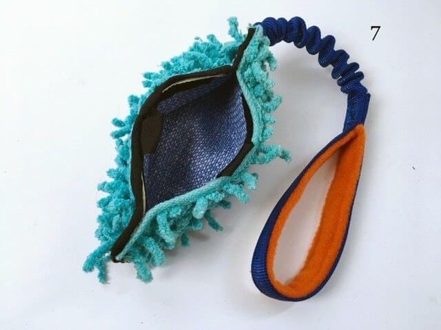 Jouet Mopa pochette à friandises et élastique