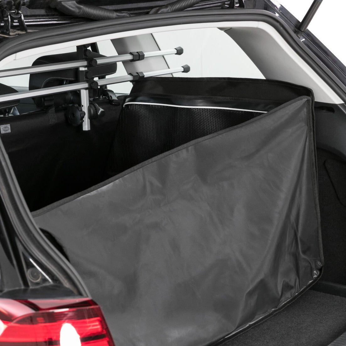 Protège-coffre de voiture