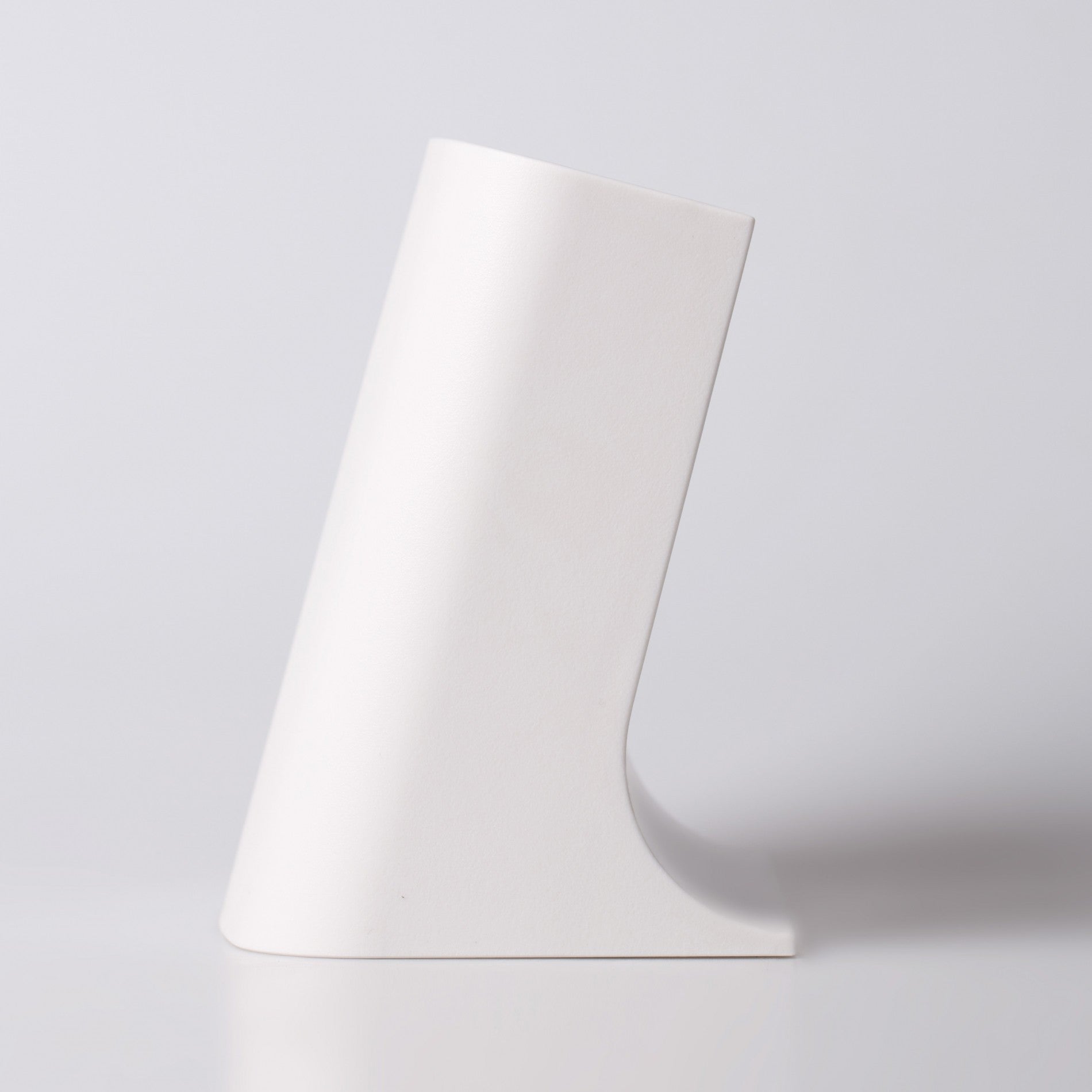 Pelle à litière avec support