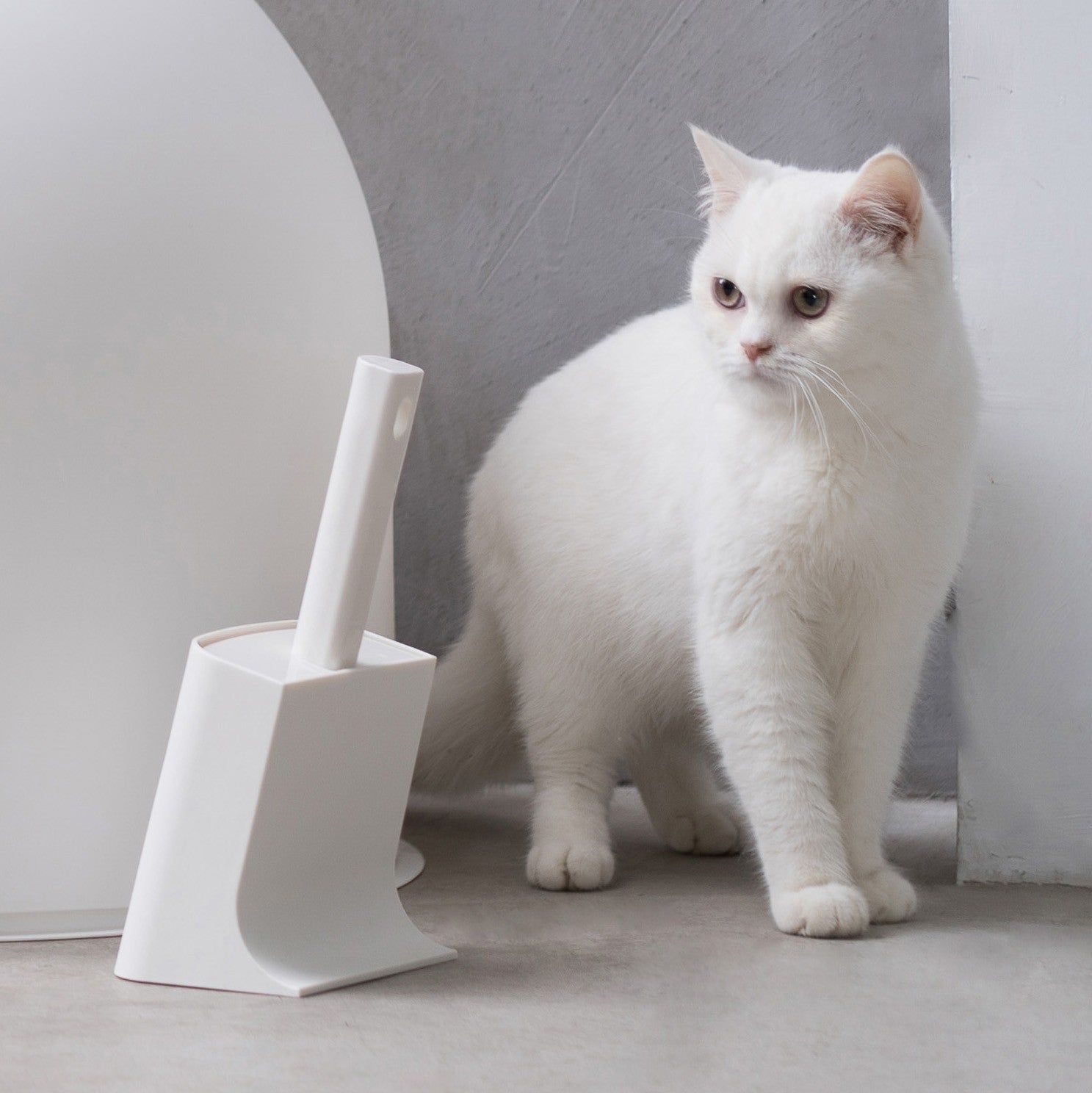 Pelle à litière avec support