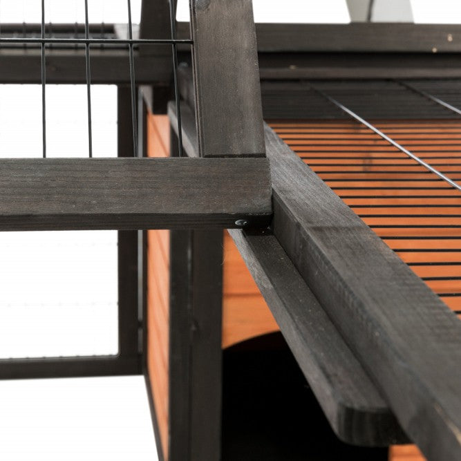 Enclos avec abri et ouvertures