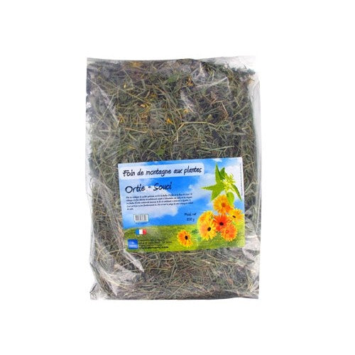 Foin de montagne aux plantes
